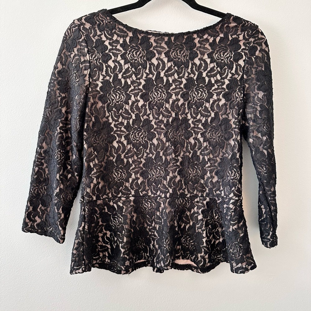 Cupio | Black and Tan Peplum Blouse